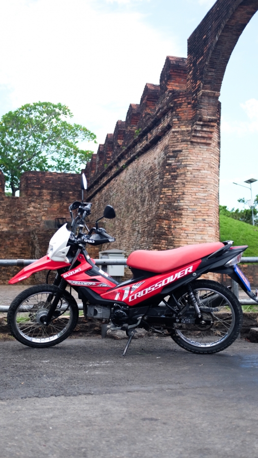 Suzuki Suzuki Raider J Crossover พาเที่ยว นครศรีธรรมราช